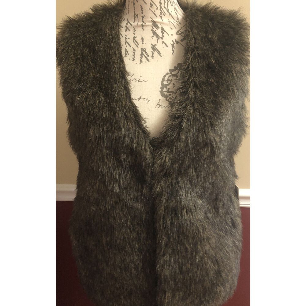 New $70 Jack By BB‎ Dakota Black Brown Faux Fur Women's Vest Size Small JE41426